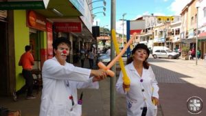 Desde do inicio da Campanha Saúde Premiada a Palhaçaria E.A.C vem colaborando muito na divulgação Foto: ASCOM - HMSD